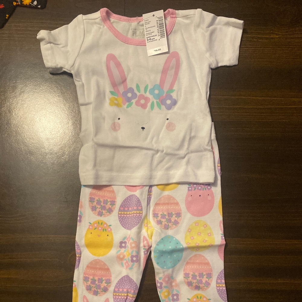 The Children’s Place 3-6 mo. Easter Pajamas